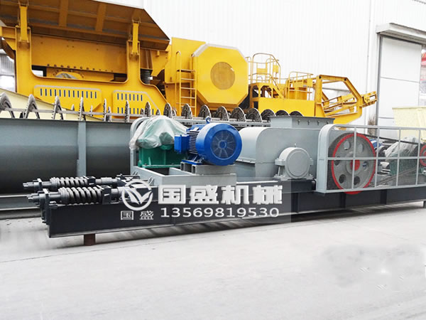 對輥石頭擠壓機(jī) 對輥石頭擠壓機(jī)